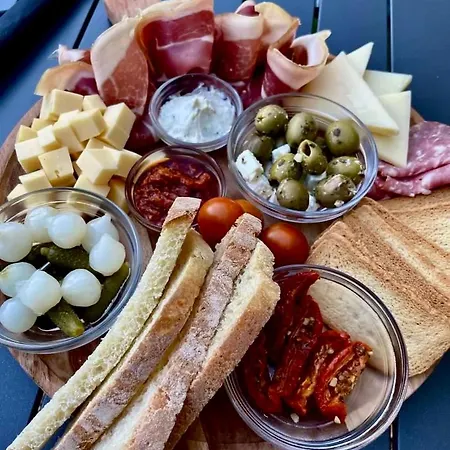 La Bulle Du Bon'heure Οργανωμένο κάμπινγκ